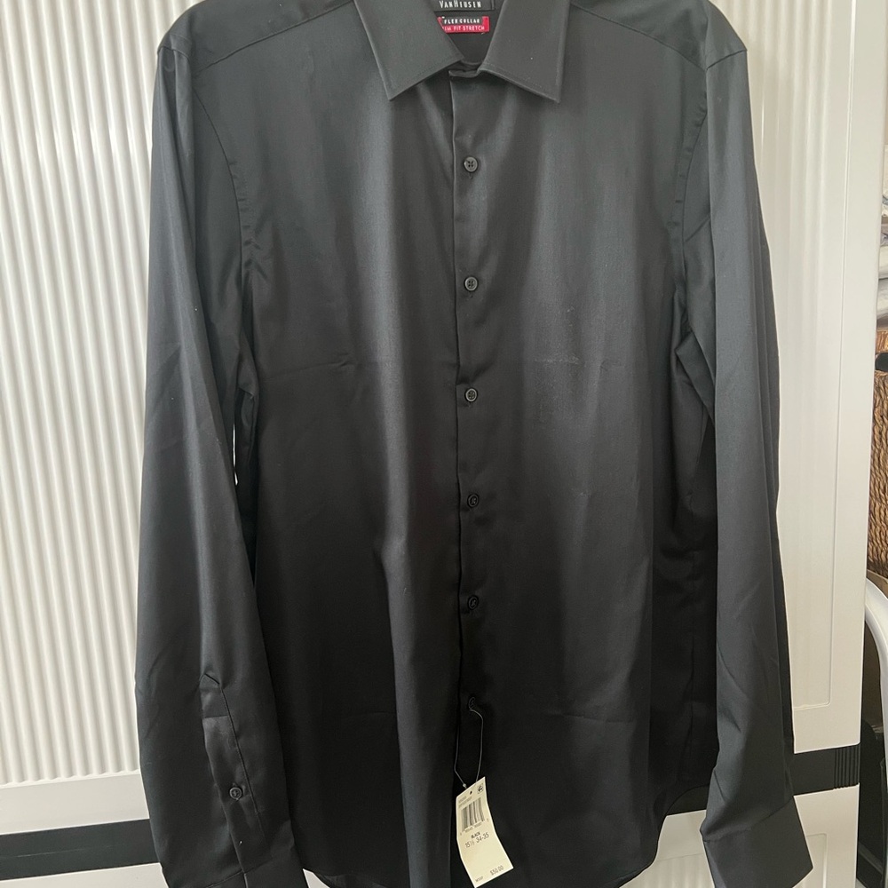 Van Heusen Men's Black Dress Shirt